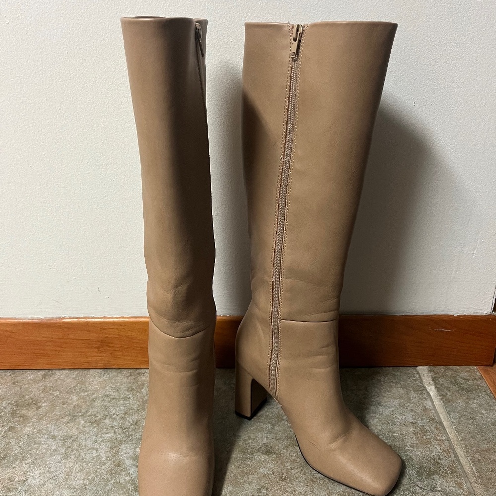 High Heeled High boots